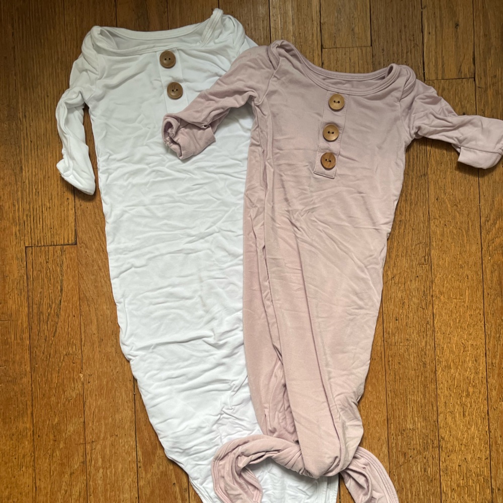 Caden Lane Bundle 2 Knotted Gowns